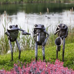 LargeGardenOrnaments Frogs