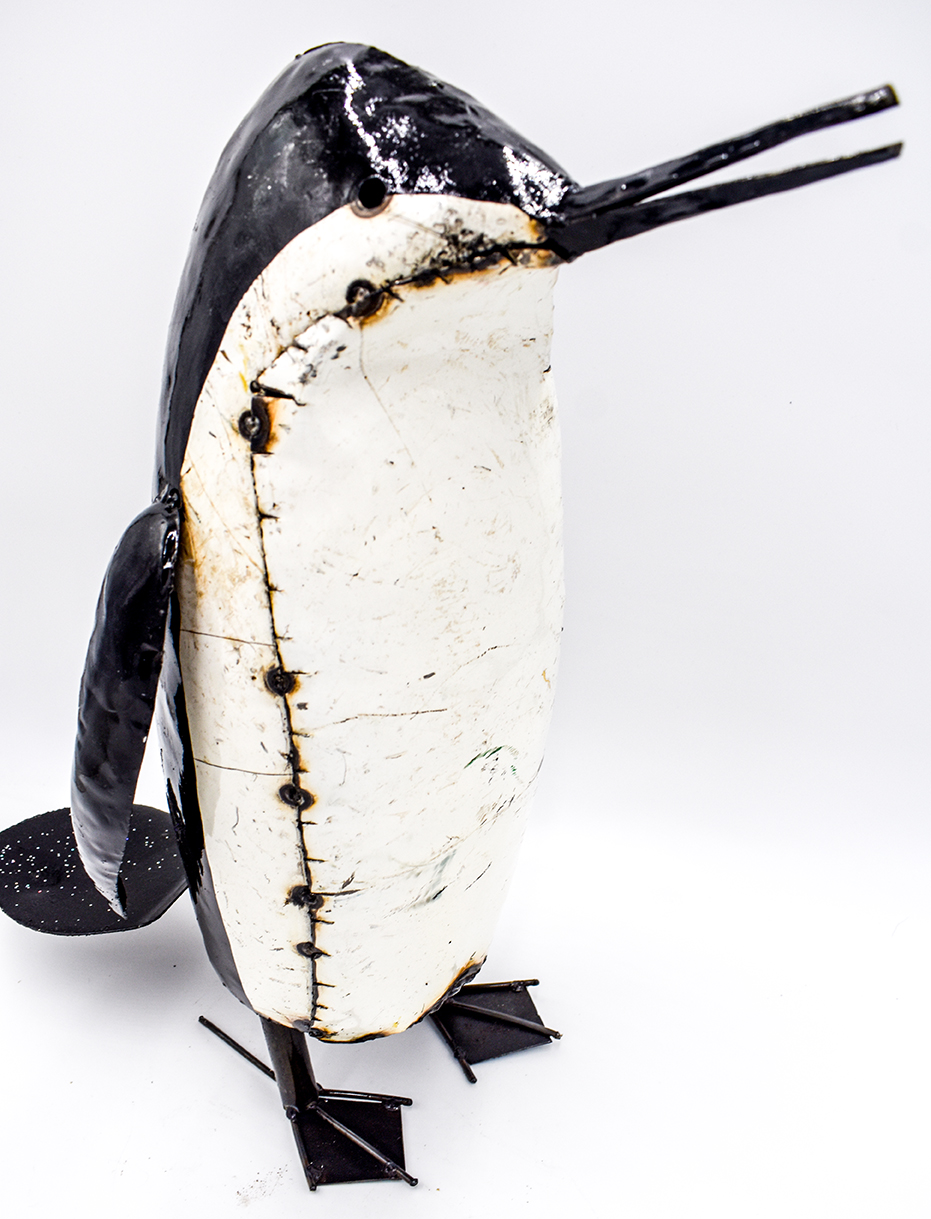 Large penguin Large penguin